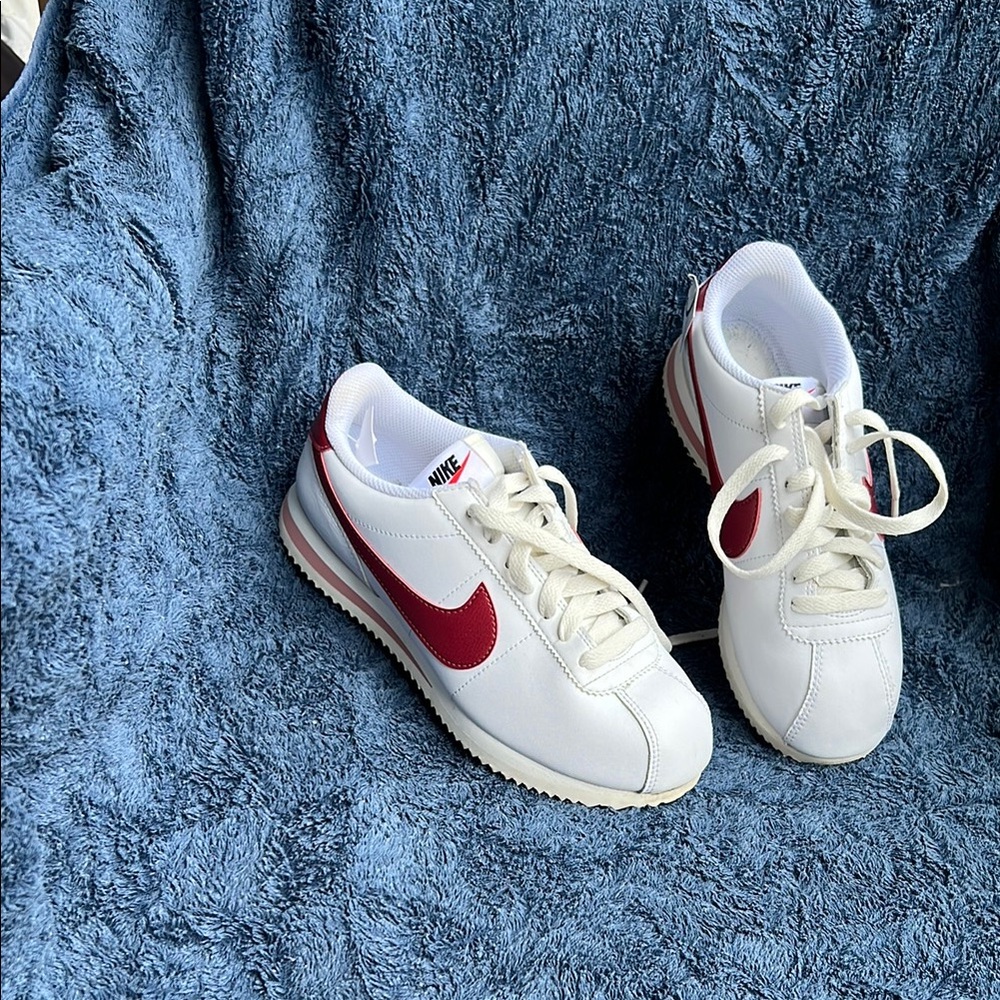 Nike Classic White and Maroon Sneakers